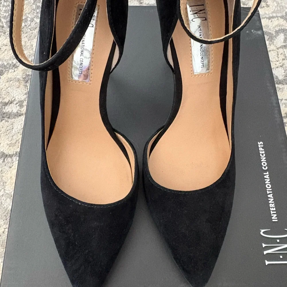 INC International Concepts Black Heels with Silver Embellishments - Picture 3 of 6